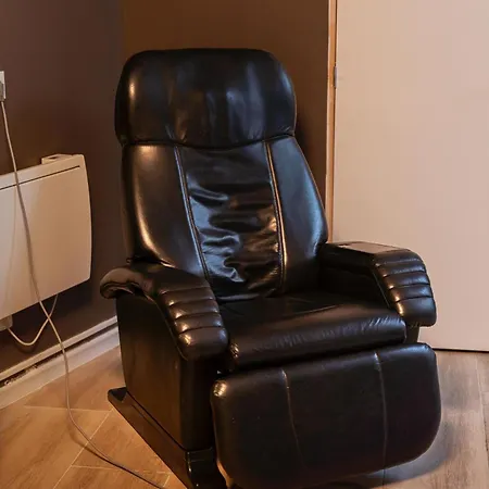 Logement Privatif Avec Jaccuzi, Sauna, Atdream Apartman *